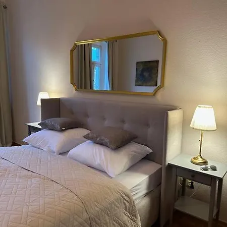 Stilvolle In Bestlage 公寓 *